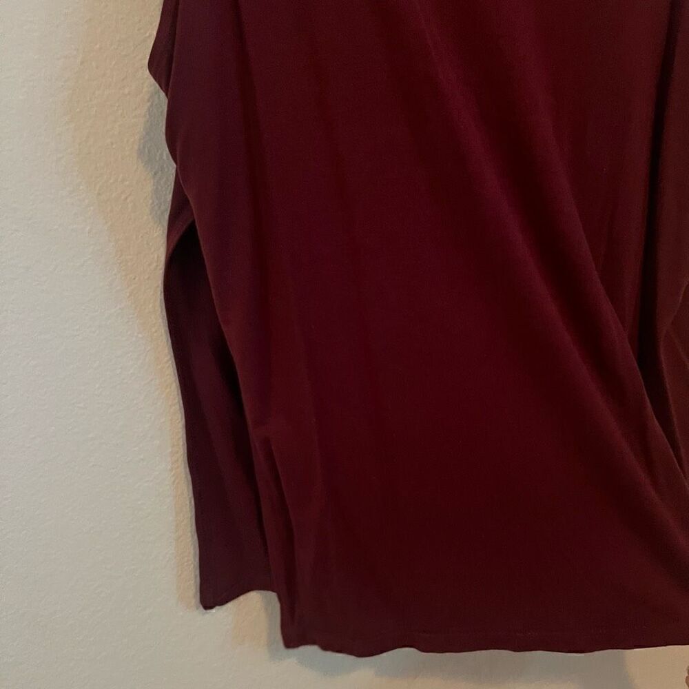 JoyLab Maroon Tank Top with Side Slit - Picture 3 of 4